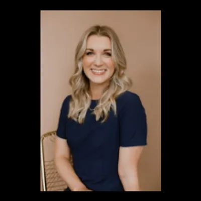 Mrs Elizabeth Abbruzza