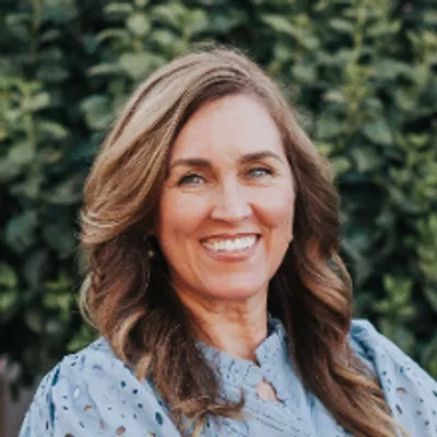 Julie Bleak