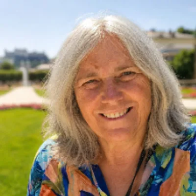 Mrs Karin Baer