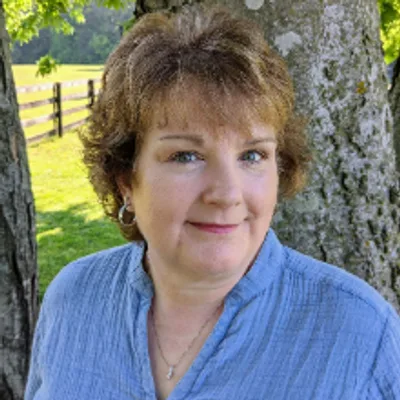 Ms Kathy Hardy