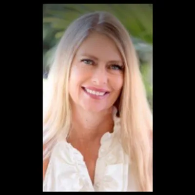 Ms Kimmy Hunkle